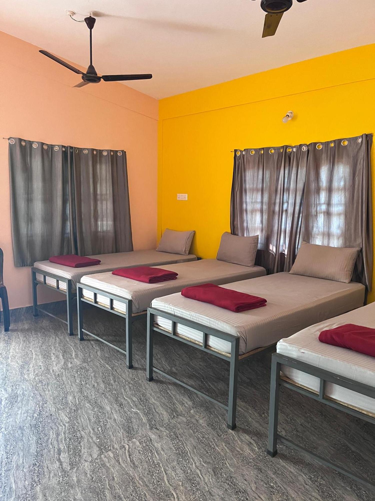 Hostelvk Gokarna Gokarna  Zewnętrze zdjęcie